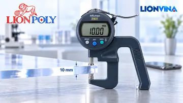 Minh họa tấm đặc LION POLY 10 mm và máy đo độ dày