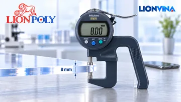 Minh họa tấm đặc LION POLY 8 mm và máy đo độ dày