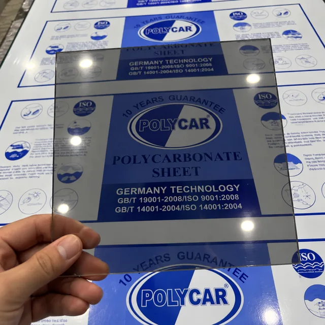 Ảnh thực tế màu Xám khói POLYCAR